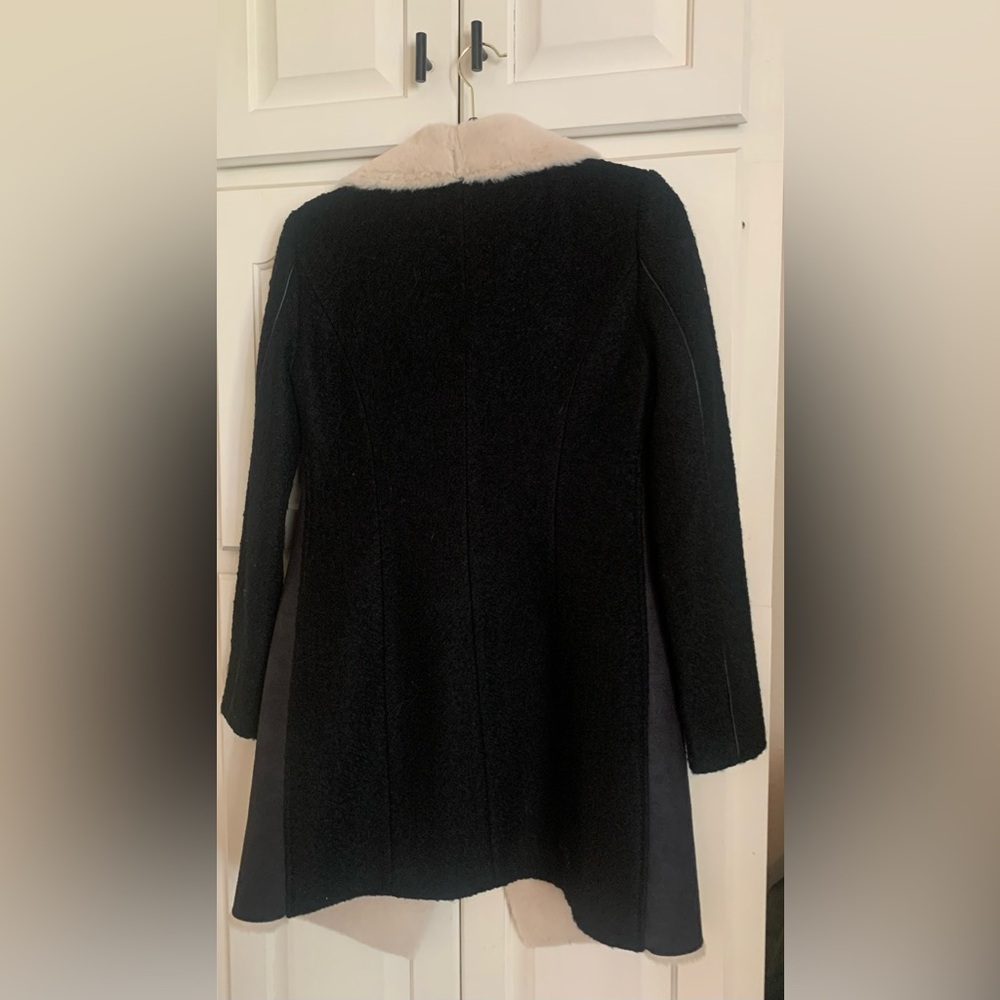 Calvin Klein Women’s Coat Black with Faux Fur - Picture 3 of 5